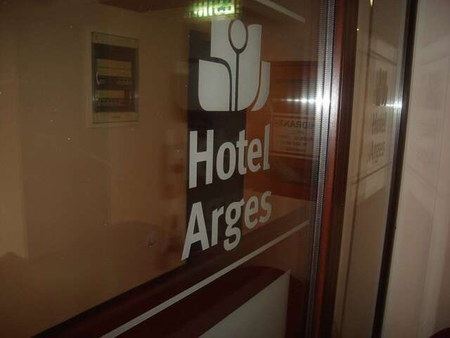 Отель Hotel Arges Pitesti Питешти-35